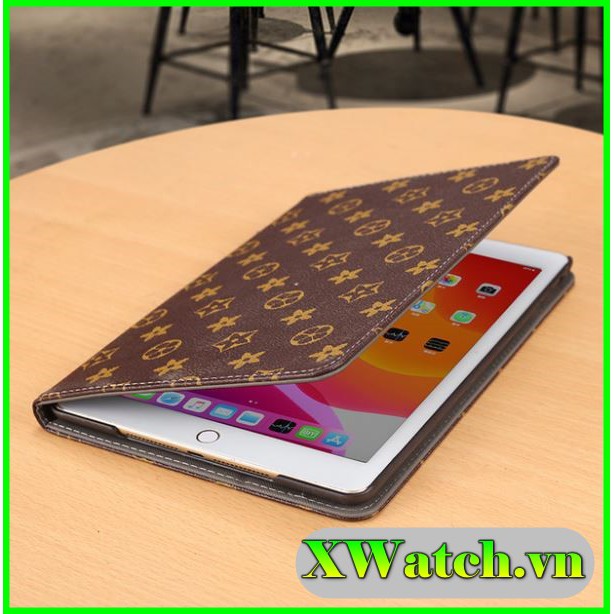 Bao da máy tính bảng iPad, Ốp iPad 10.2 Gen 7 Gen 8 2020 họa tiết L.V eo vy cao cấp