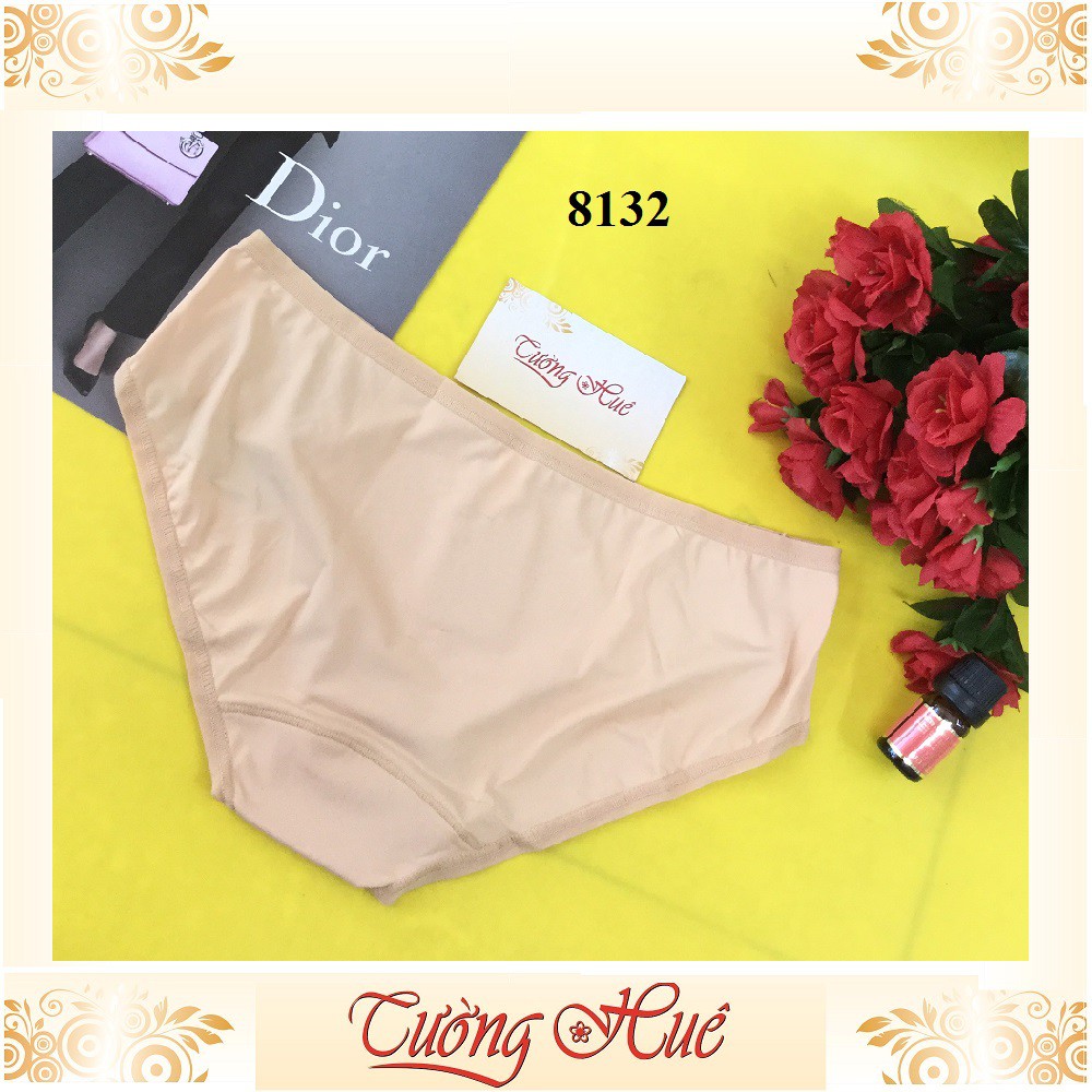 Quần lót nữ annie QE 8132 trơn phối ren.