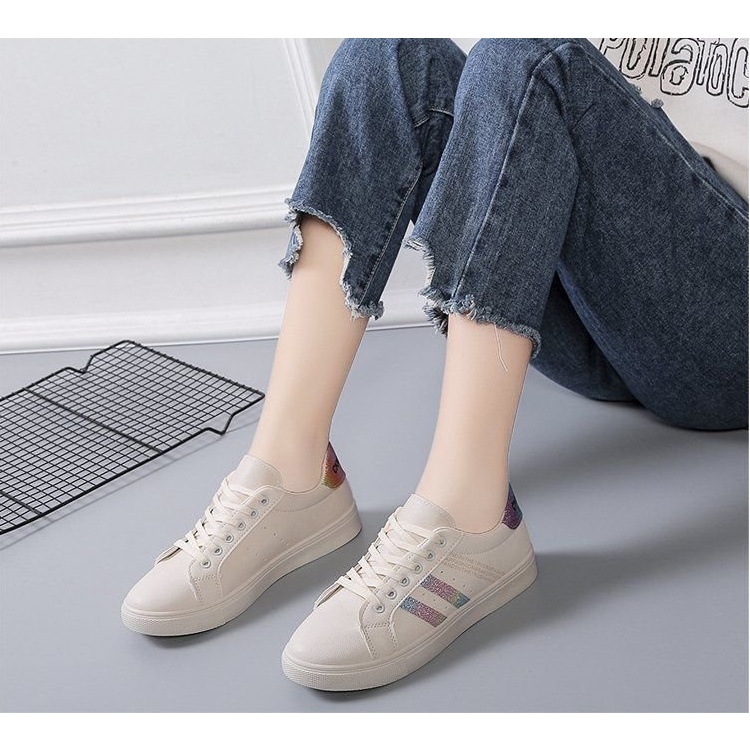 Giày thể thao nữ màu trắng 2 sọc đẹp dáng giày sneaker bata đế bằng cổ thấp thời trang Phong Cách Hàn Quốc GTT10012