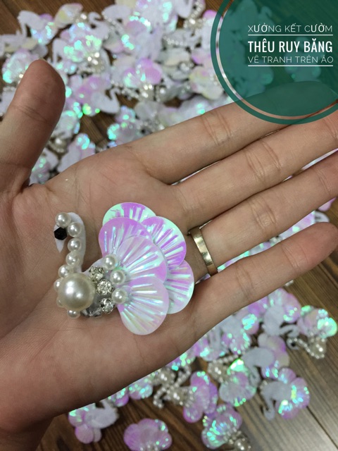 Sticker hình thiên nga, phụ kiện trang trí thời trang và hanmade