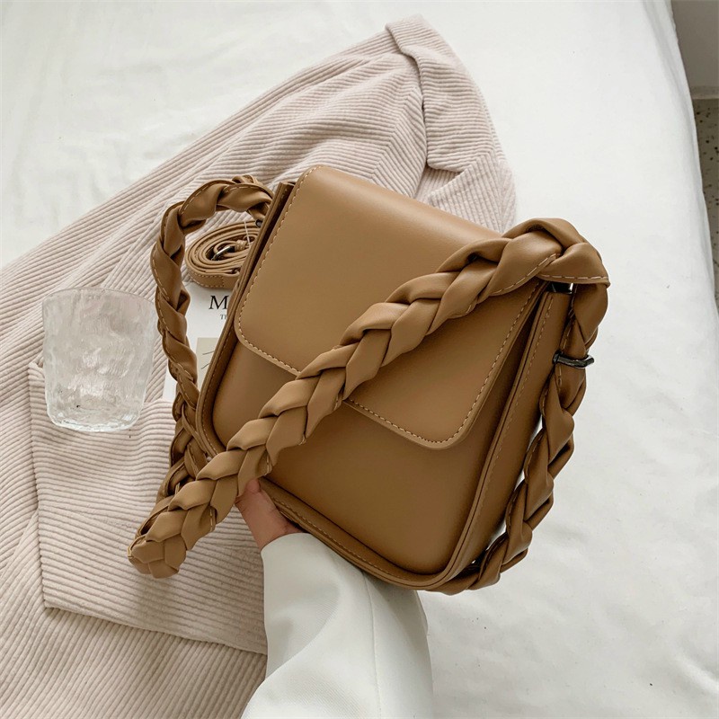 Túi đeo vai Linh Store Túi Xách Kẹp Nách Đeo Chéo Nữ Da Mềm Quai Tết Đẹp Phong Cách Hàn Quốc - LS17