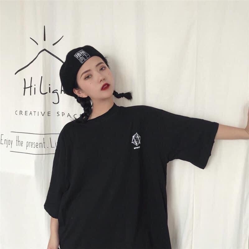 ÁO THUN NAM NỮ IN HÌNH LẬP PHƯƠNG MẶC TRƯỚC VÀ SAU CỰC ĐẸP