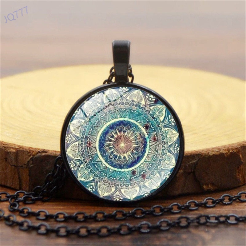 Vòng cổ mặt tròn họa tiết Mandala thời trang