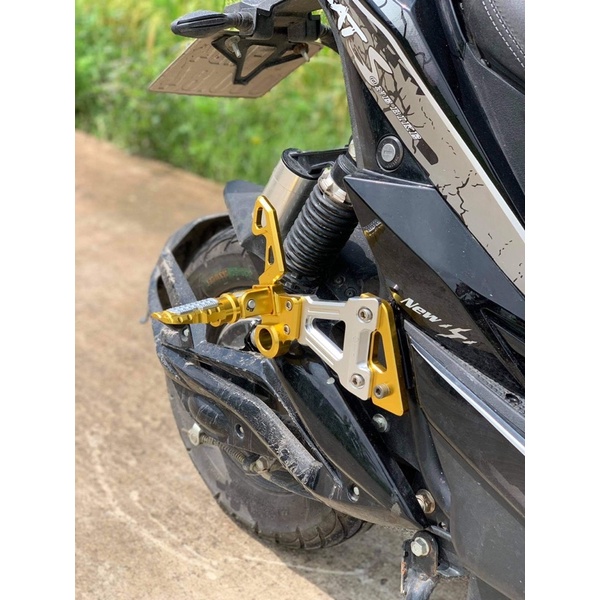 Gác chân biker cho các loại xe ex135, ex150 xe điện xmen vừ các loại xe khác.