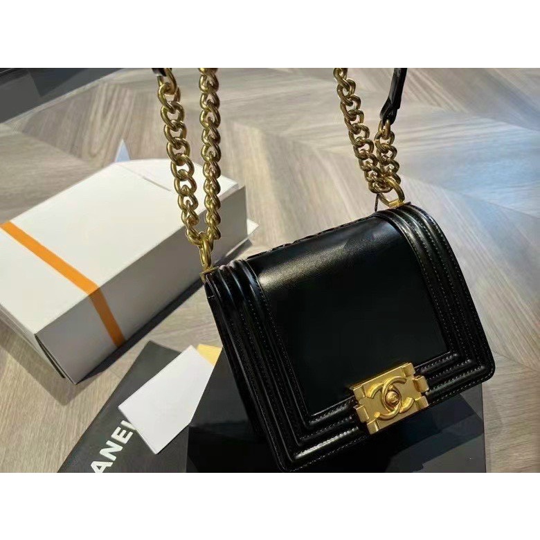 Túi Xách Thời Trang💙💙Chanel Boy Supper 2022 Màu Đen size 19Cm