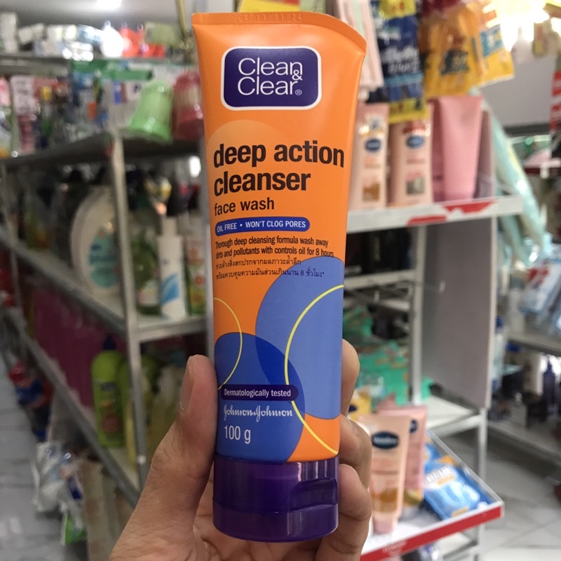 Sữa Rửa Mặt Chống Nhờn Tác Dụng Sâu CLEAN &amp; CLEAR 100g