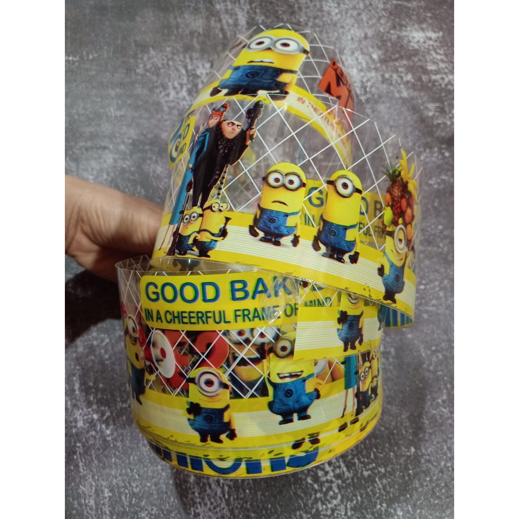 Cuộn Mica bọc bánh Mousse Minions 8cm