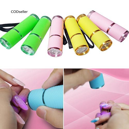 Đèn pin UV ủ khô sơn gel tiện dụng trong làm móng nghệ thuật