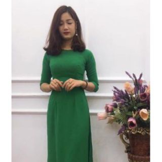  Áo dài xanh lá trơn 2tà