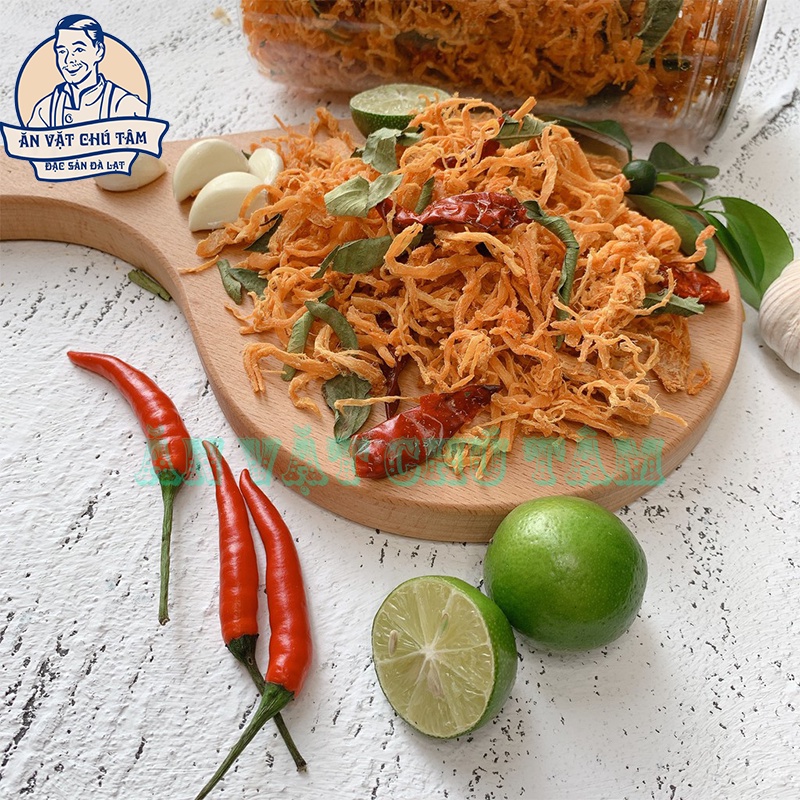 khô gà lá chanh 300gr , đồ ăn vặt handmade Chú Tâm đặc sản Đà Lạt, khô gà thơm ngon vị gia truyền đảm bảo vệ VSATTP | BigBuy360 - bigbuy360.vn