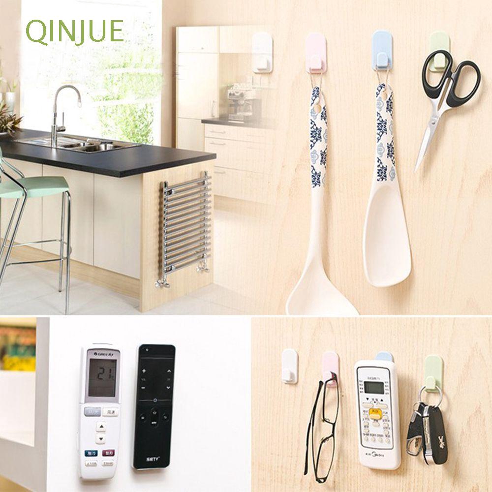 Bộ 4 móc nhựa treo đa năng cho remote điều khiển máy điều hòa/ dụng cụ gia dụng