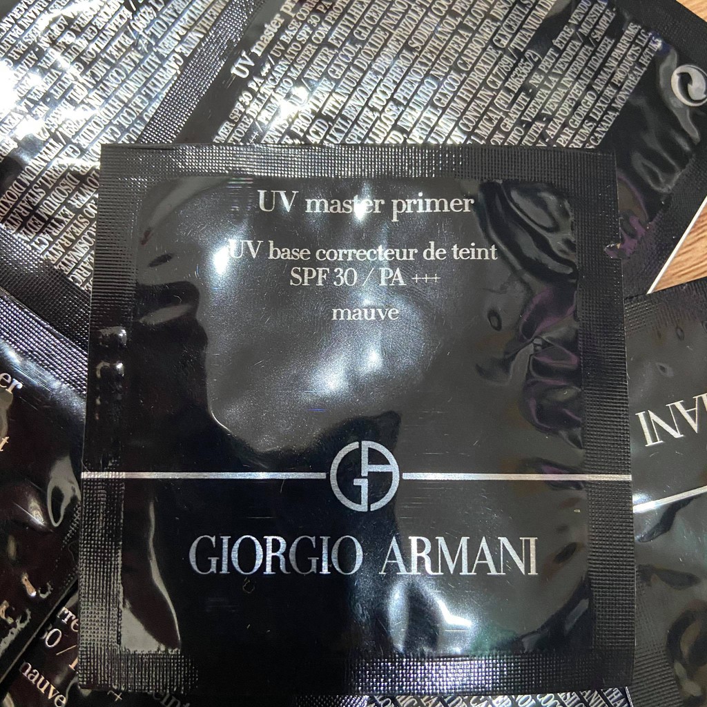 [Quà tặng] Kem lót chống nắng Giorgio Armani UV Master Primer - Sample | BigBuy360 - bigbuy360.vn