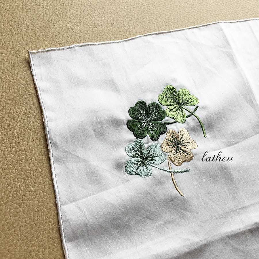 Khăn thêu Cỏ 4 lá