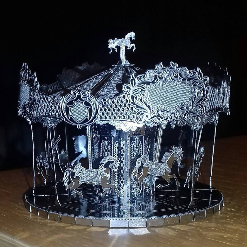 Mô Hình Lắp Ghép 3D Kim Loại Tự Ráp Vòng Xoay Ngựa Gỗ - Chưa Lắp
