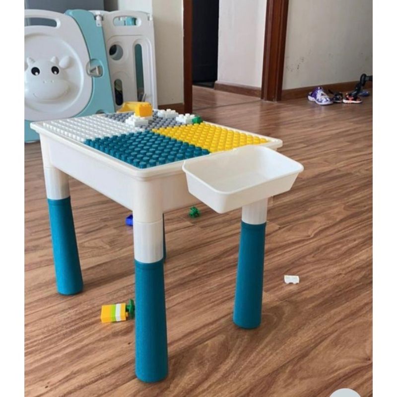 Bàn lego đa năng cho bé vừa học, vừa chơi