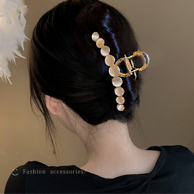 Kẹp bấu tóc đính đá kim cương