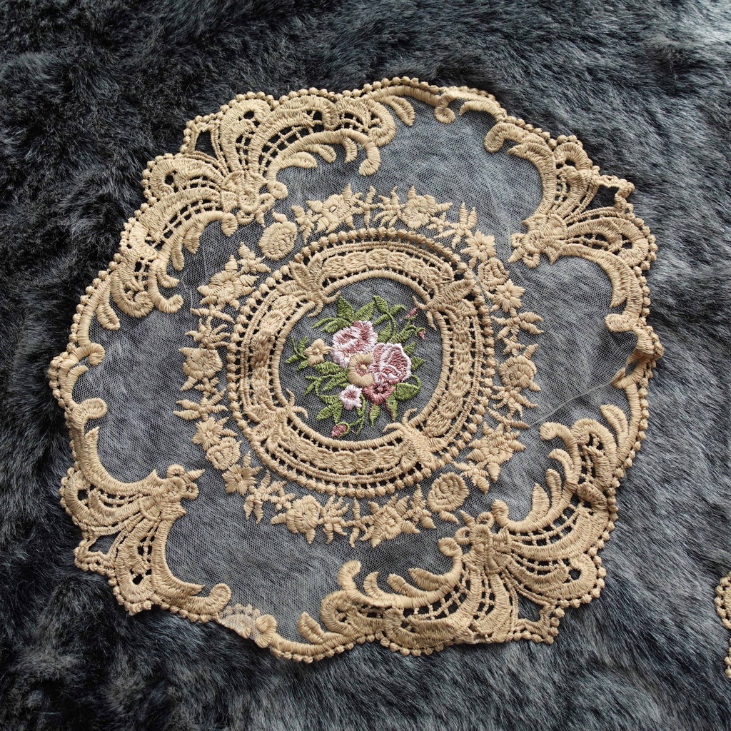 Khăn lót bình hoa và chén dĩa, khăn ren decor phòng ngủ và trang trí nhà cửa