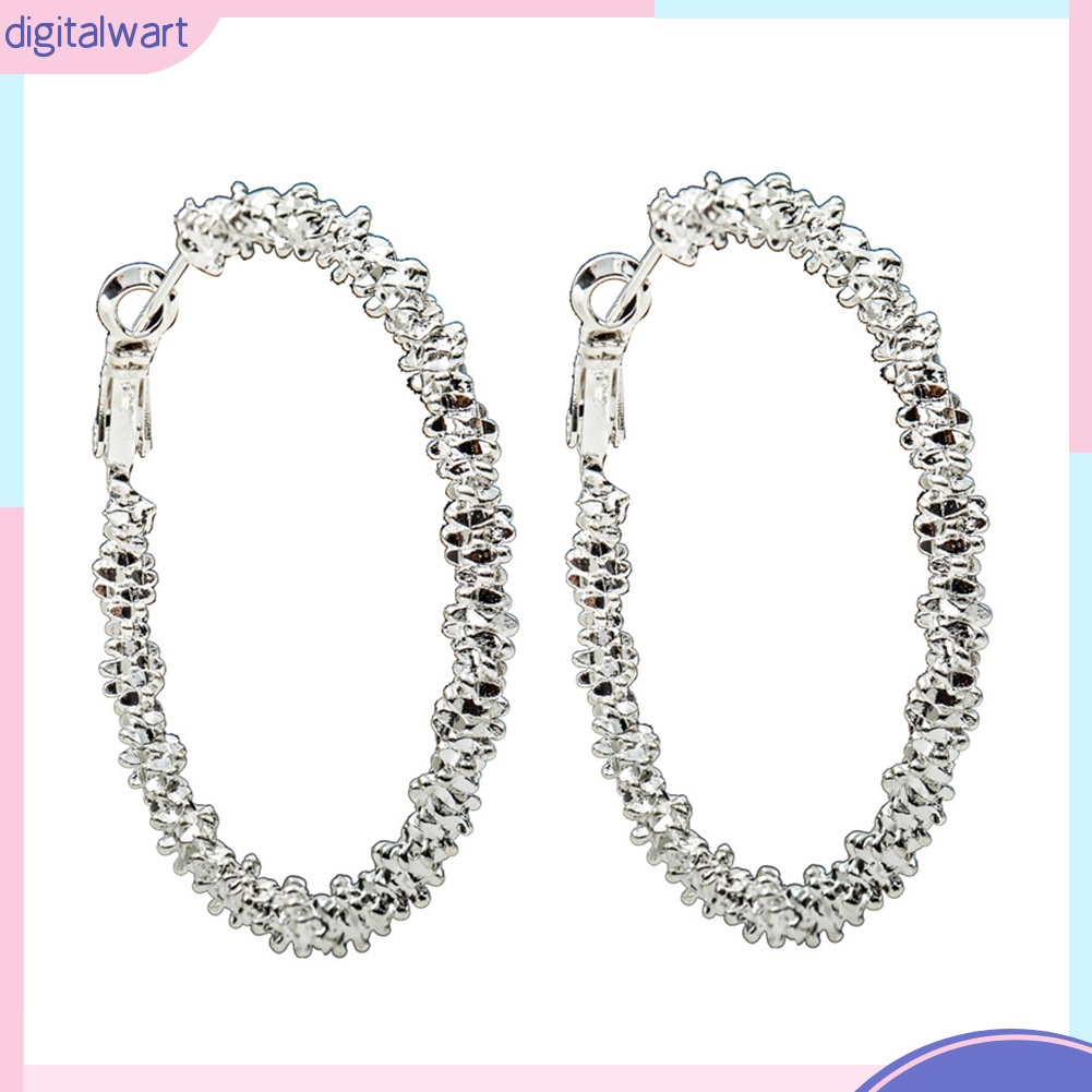 Đôi khuyên tai đồng màu bạc hình tròn kiểu dáng thời trang cho nữ