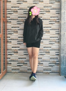 Áo oversize trắng 2 cổ (mới)