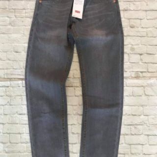Levi's