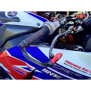 gù bảo vệ tay tay thắng tay côn