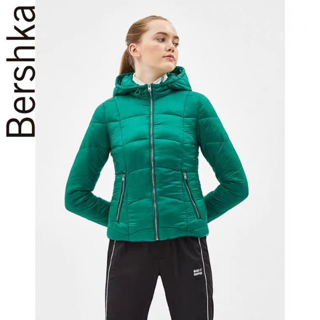 Áo phao bershka auth