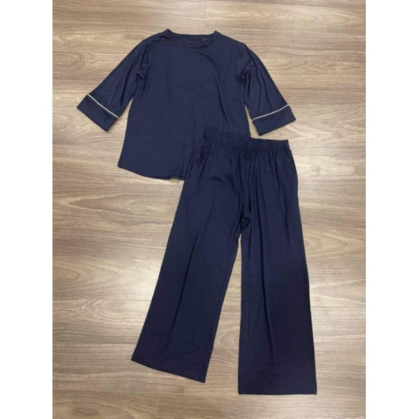 Set bộ xuất Hàn viền trắng
