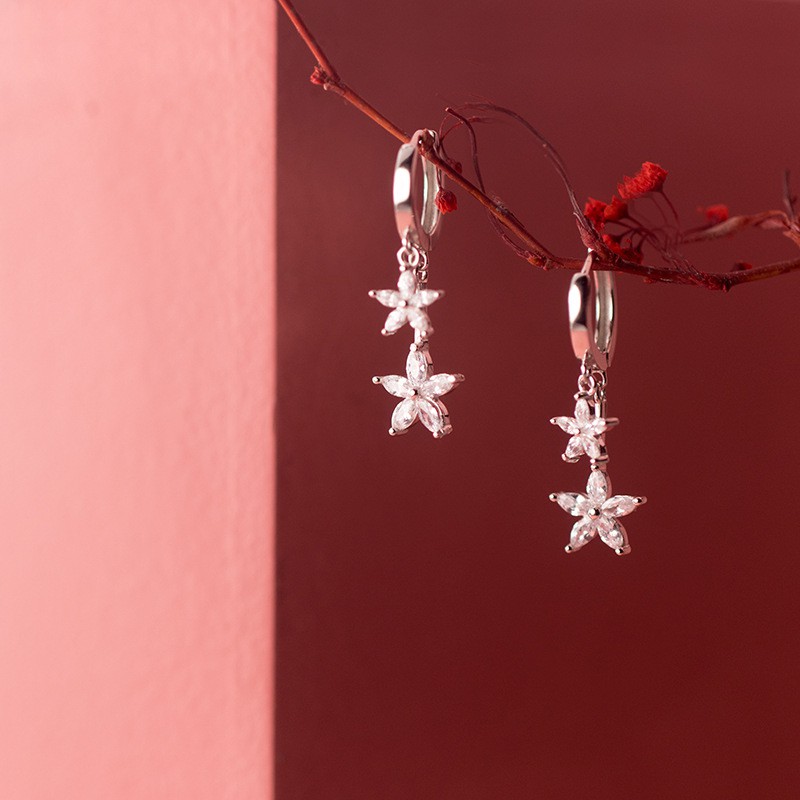 Khuyên tai bạc Ý s925 siêu phẩm hai đôi hoa 5 cánh thả dài E3919 - AROCH Jewelry