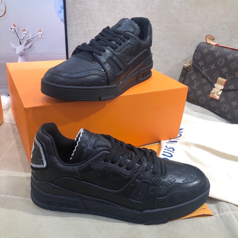 Giày thể thao nam Louis Vuitton LV da thật cao cấp màu full đen cực chất