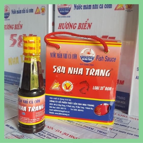 Thùng 6 chai nước mắm 35 độ đạm 584 Nha Trang loại chai nhựa 180ml