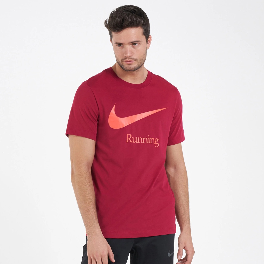 NIKE CHÍNH HÃNG - Áo thun thể thao nam Nike Dri-Fit Swoosh Running T-Shirt - Berry Red