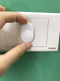 Combo 10 nút bịt ổ điện 2 chấu dẹt