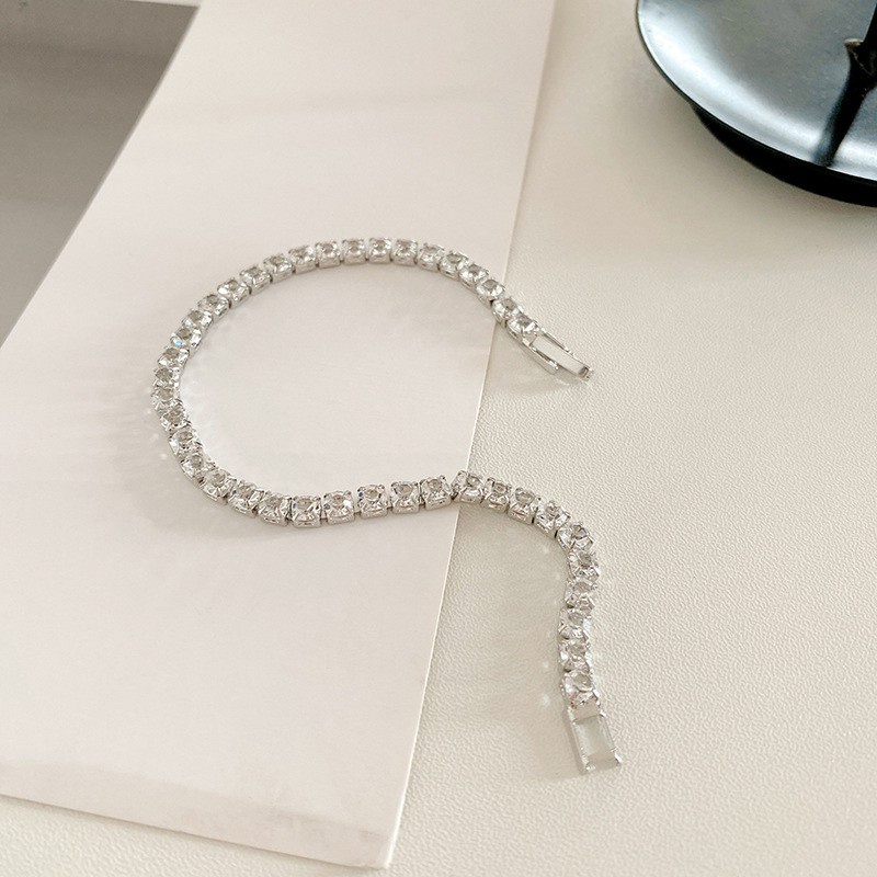 Vòng Tay Đính Đá Zircon Hình Vuông Phong Cách Hàn Quốc Mới 2021 F381