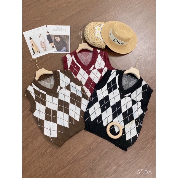 Áo gile len cổ V Cherry  hình quả trám siêu hot | BigBuy360 - bigbuy360.vn