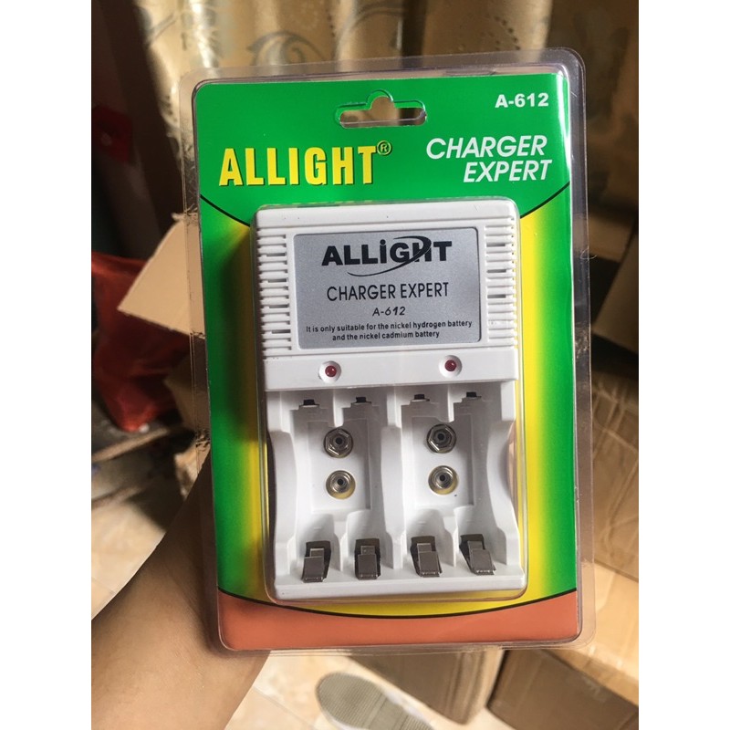 sạc pin ALLIGHT