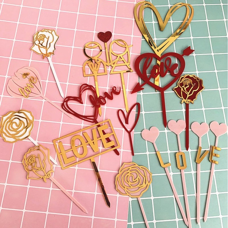 Que Cắm Trang Trí Bánh Bằng Acrylic Hình Chữ Love Dễ Thương
