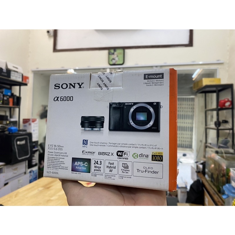 Máy ảnh Sony A6000 kèm kit 16-50mm likenew