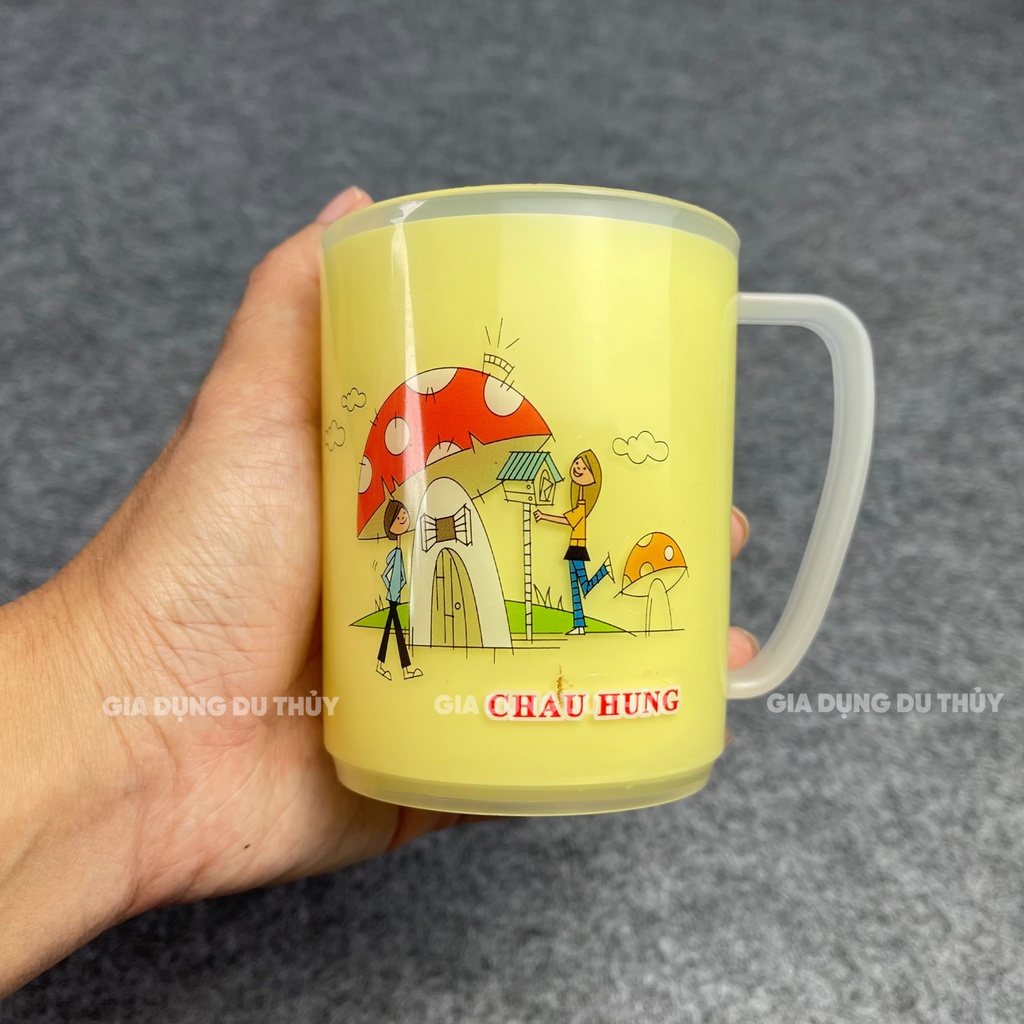 Ca uống nước có quai cho trẻ em và người lớn dung tích 300ml nhựa PP chính phẩm nhiều màu, nhiều hình dễ thương