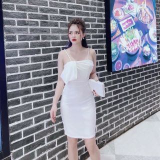 Đầm voan tơ lụa . Thiết kế đểcombo chọn live, sỉ 15k, lẽ 25k.