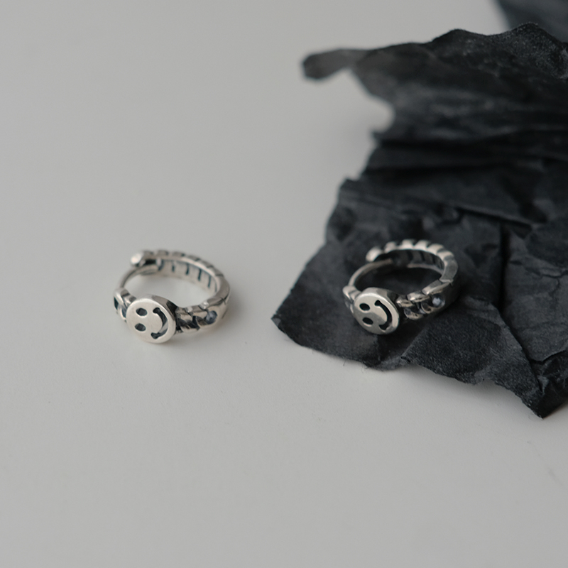 Bông Tai Hình Mặt Cười Dễ Thương 22629