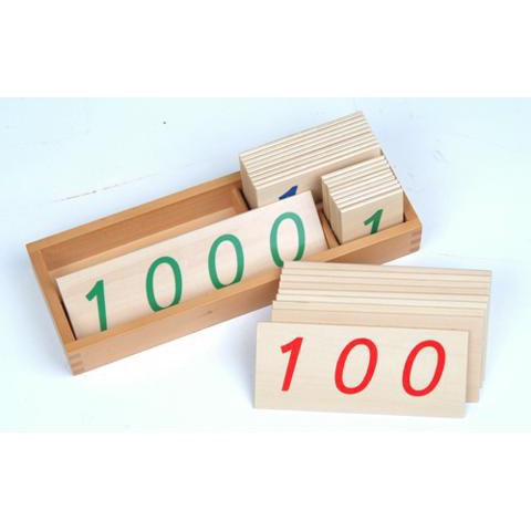 Giáo cụ Montessori - Bộ thẻ số gỗ từ 1- 9000 hỗ trợ học toán loại nhỏ