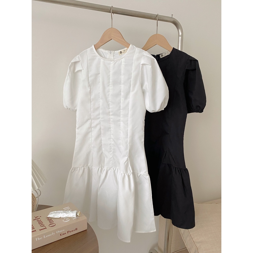 Đầm trắng nữ dáng ngắn xòe, váy đen dáng ôm emmei v113 | BigBuy360 - bigbuy360.vn