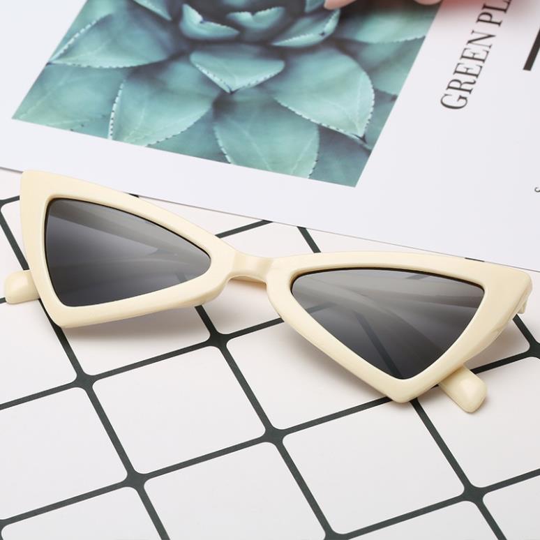 Kính mắt mèo Cá Tính Hàn Quốc D08