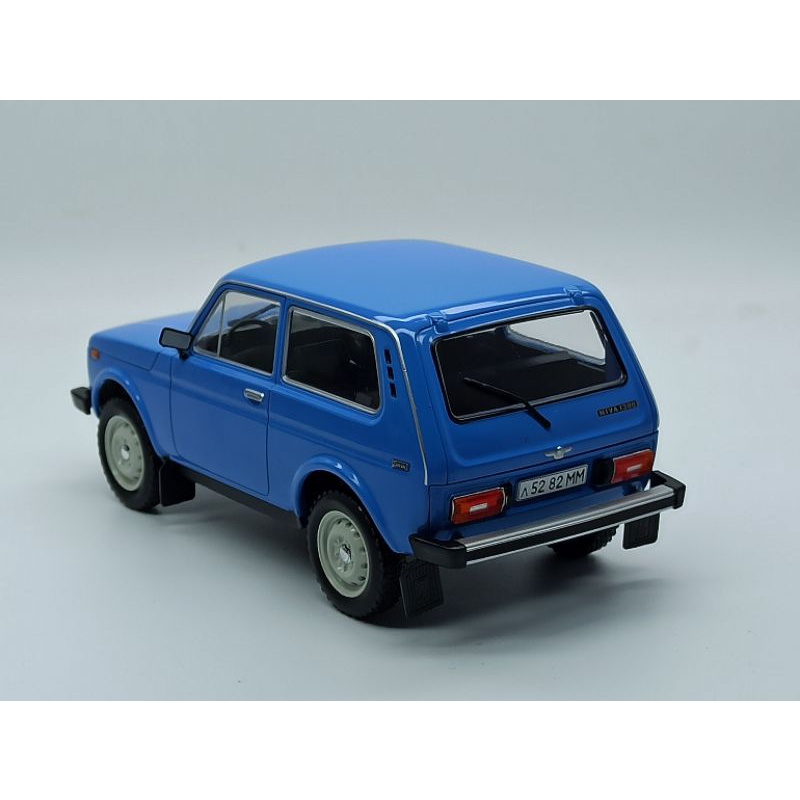 Mô hình xe Lada Niva tỷ lệ 1/24