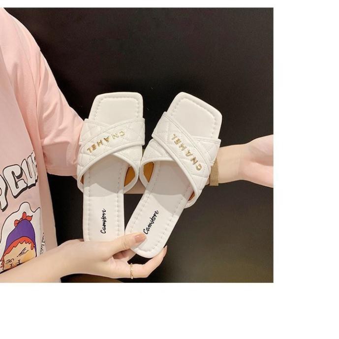 E12 - Dép nữ quai chéo thêu chỉ và chữ