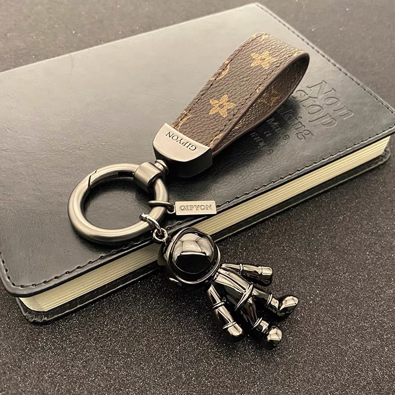 Móc khóa cute KuuClothes ô tô anime màu đen xanh chết liệu cao su nhựa siêu bền - Móc Khoá Phi Hành Gia