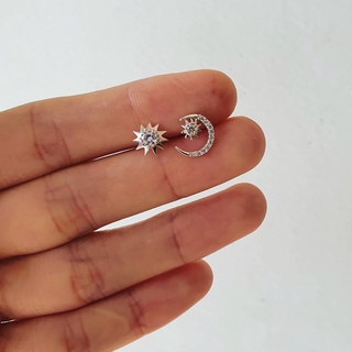 Khuyên tai bạc mặt trăng mặt trời