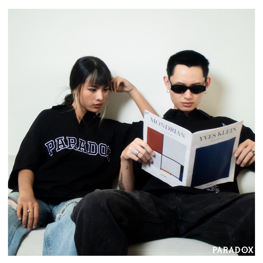 Áo thun có cổ Paradox tay lỡ HOLLOW POLO SHIRT - Đen