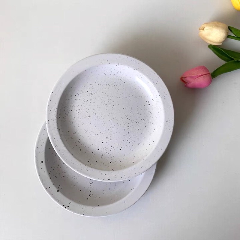 Đĩa sứ vẩy mực