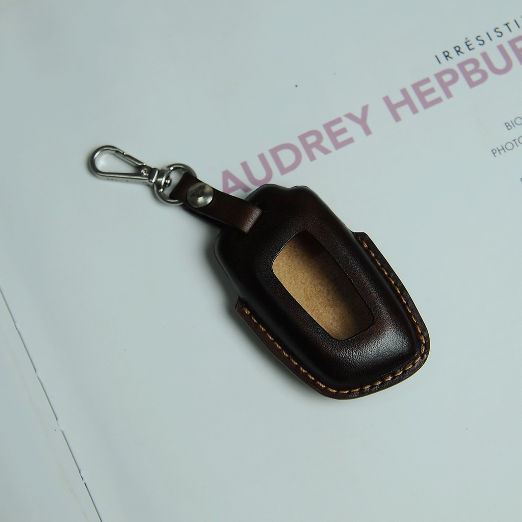 Bao da chìa khoá xe VINFAST LUX A, màu đen sang trọng, chất liệu da bò thật, nhận khắc laser miễn phí lên sp theo y/c